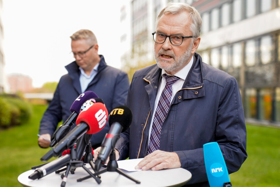 PST-chefen Hans Sverre Sjøvold vid en av torsdagens presskonferenser om dådet i Kongsberg.