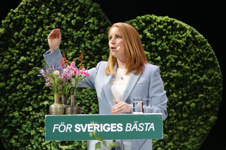 Bäst för Sverige enligt Annie Lööf; ett vänsteralternativ.
