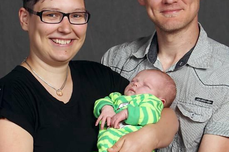 Malin Dedorsson och Christian Svensson, Kallinge, fick den 15 maj en dotter Minna som vägde 3 560 g och var 51 cm.