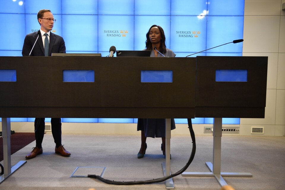 Liberalernas ekonomisk politiske talesperson Mats Persson och partiledaren Nyamko Sabuni håller pressträff inför höstens budgetförhandlingar.