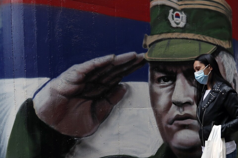 En väggmålning av den krigsbrottsdömde bosnienserbiske befälhavaren Ratko Mladic i belgrad i Serbien. Arkivbild.