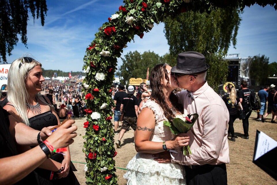 Marie Berg och Niclas Jakobsson gifter sig efter 29 år som ett par.