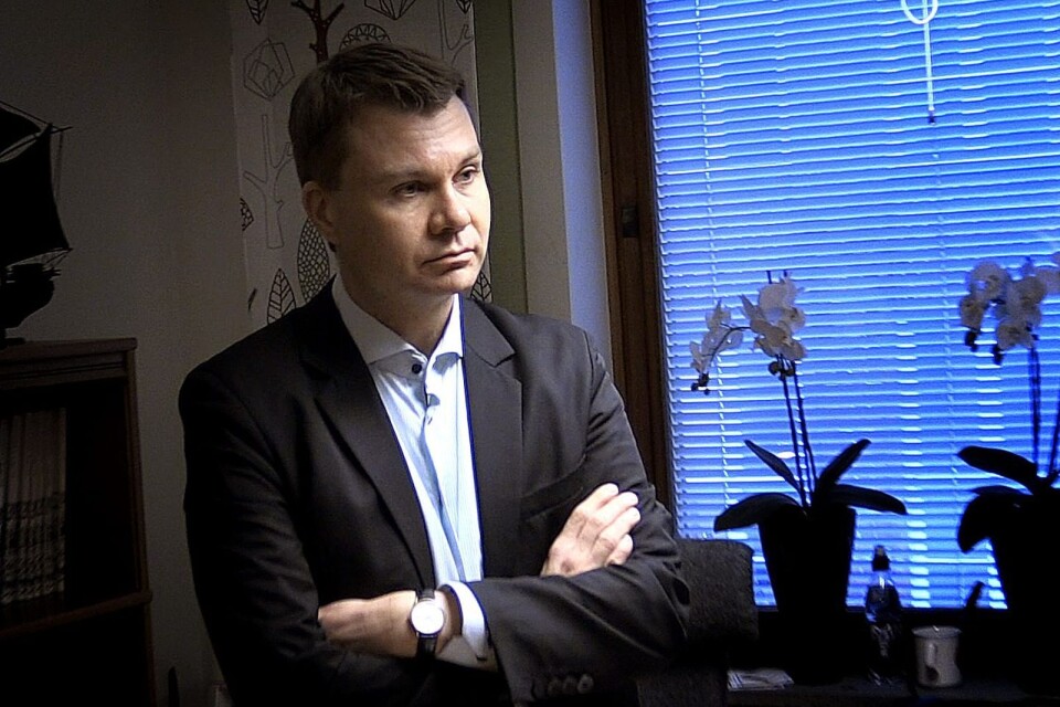 Ulf Olsson vägrar låta sig intervjuas av BT. Han borde veta bättre än att sälla sig till de medieföraktande politiker vi har alltför många av, skriver BT:s chefredaktör Stefan Eklund.
