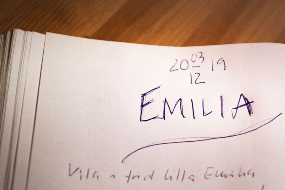 Photo of the condolence book in Västra Vram church the evening Emilia's body was found.