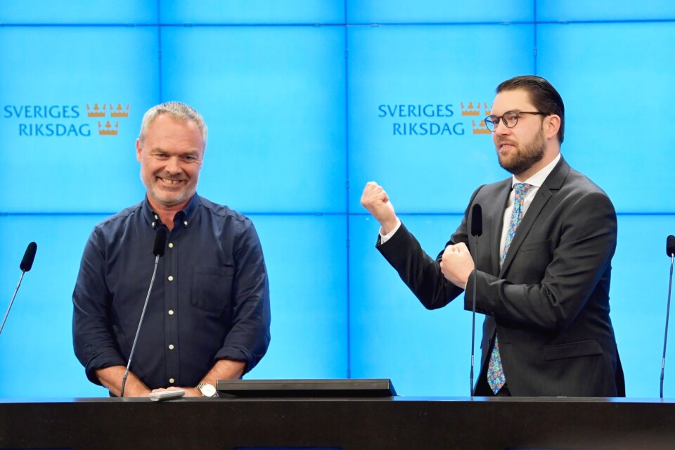 Partiledarna Jan Björklund (L) och Sverigedemokraternas partiledare Jimmie Åkesson (SD) håller en gemensam pressträff i  riksdagens presscenter med anledning av att de ska ut på en gemensam debatturné under EU-valet.