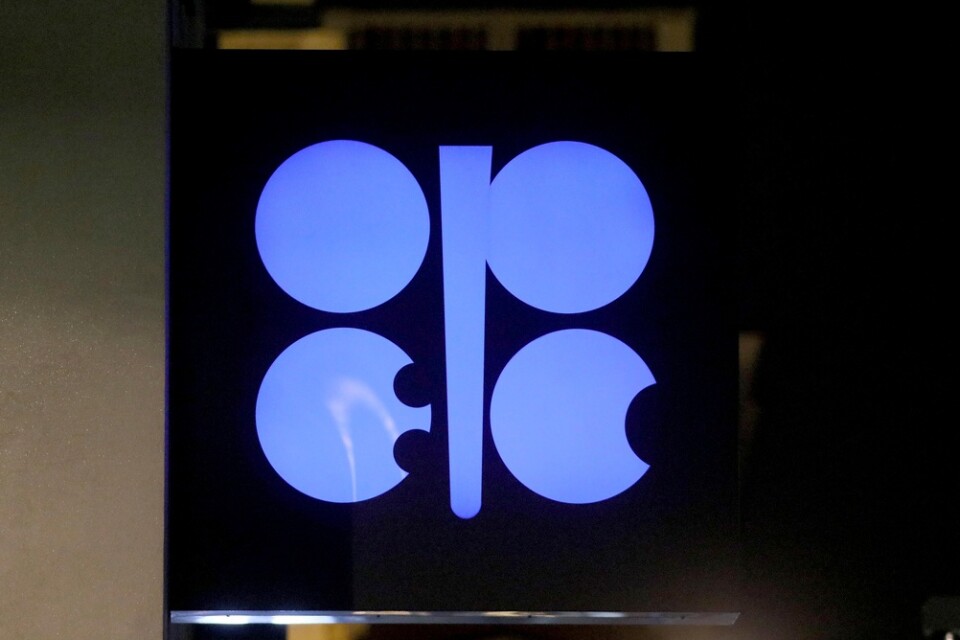 Logon för Organization of the Petroleum Exporting Countries (Opec) vid högkvarteret i Wien. Arkivbild.