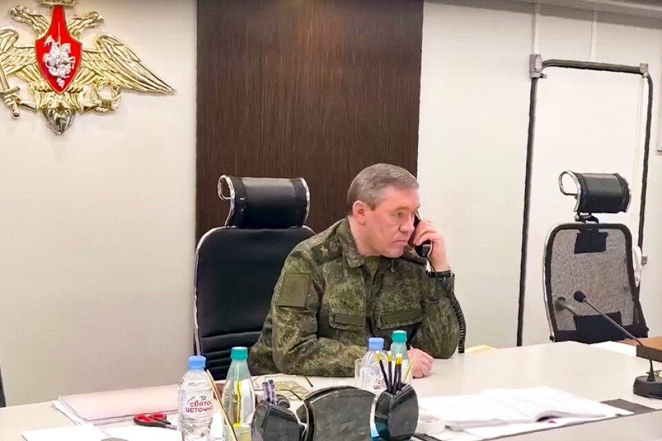 Den ryska generalen och biträdande försvarsministern Valerij Gerasimov leder övningen. Arkivbild.