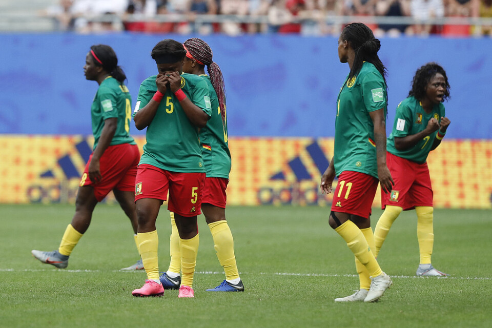 Kameruns spelare var rejält frustrerade efter förlusten mot England. Arkivbild.