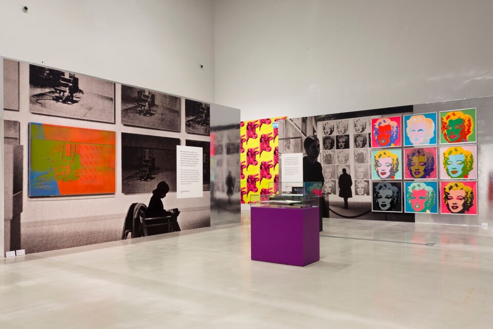 Översikt över en del av utställningen ”Warhol 1968”, just nu aktuell på Moxerna Museet Malmö.