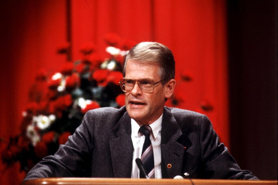 När dåvarande statsminister Ingvar Carlsson (S) introducerade värnskatten 1995 sades den vara en temporär lösning. Över 20 år senare är den fortfarande kvar. Foto: TT