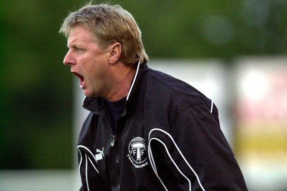 Ulf Larsson, här i aktion som tränare i Trelleborgs FF. Natten till i torsdags gick han bort, endast 60 år gammal.