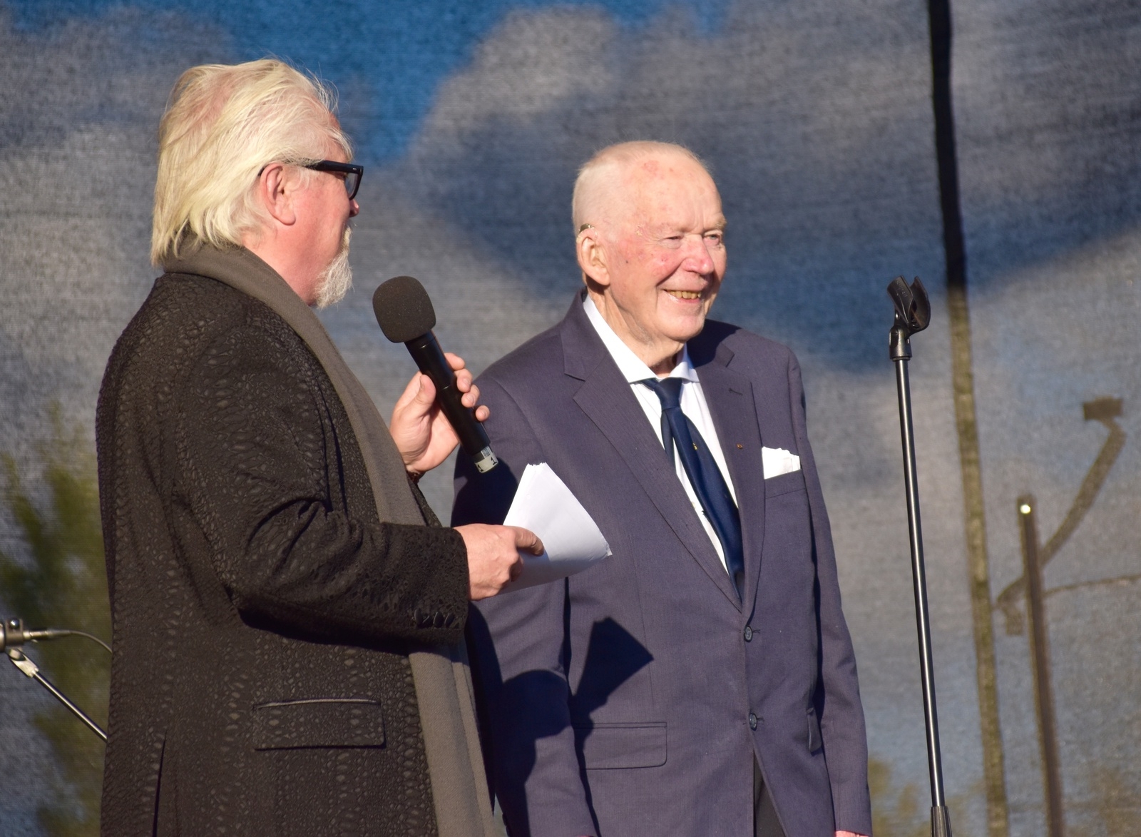 97 årige Stanley Gustafsson, mannen bakom Ölandsbron var självklart hedersgäst denna dag.