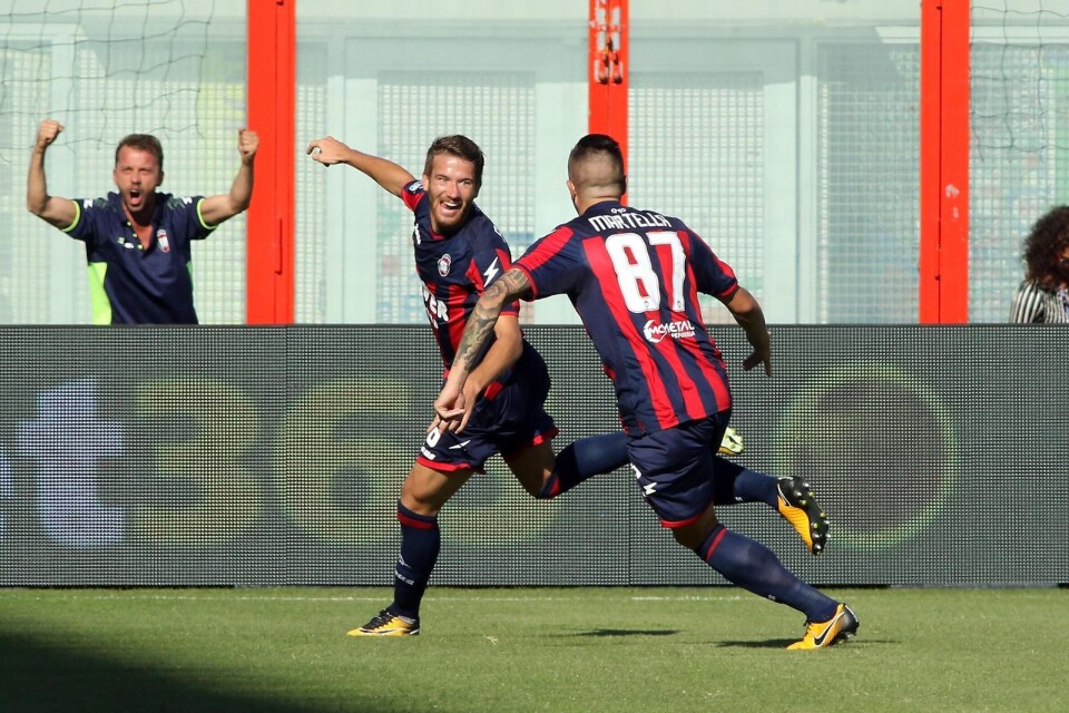 Marcus Rohdén jublar tillsammans med lagkamraten Bruno Martella efter att ha gjort mål mot Torino tidigare i år.