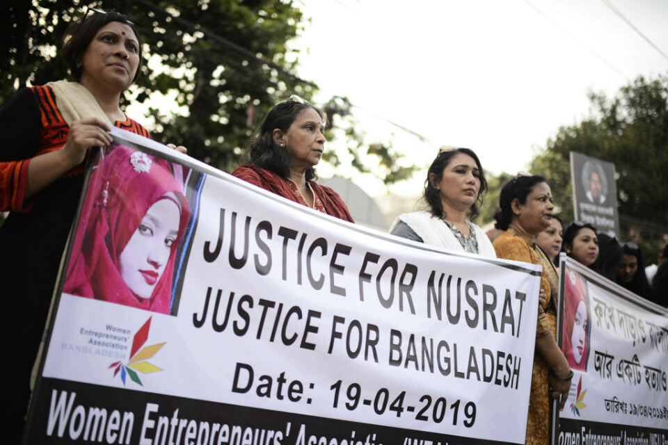 Krav på rättvisa för Nusrat Jahan Rafi under en demonstration i Bangladesh huvudstad Dhaka. Arkivbild.