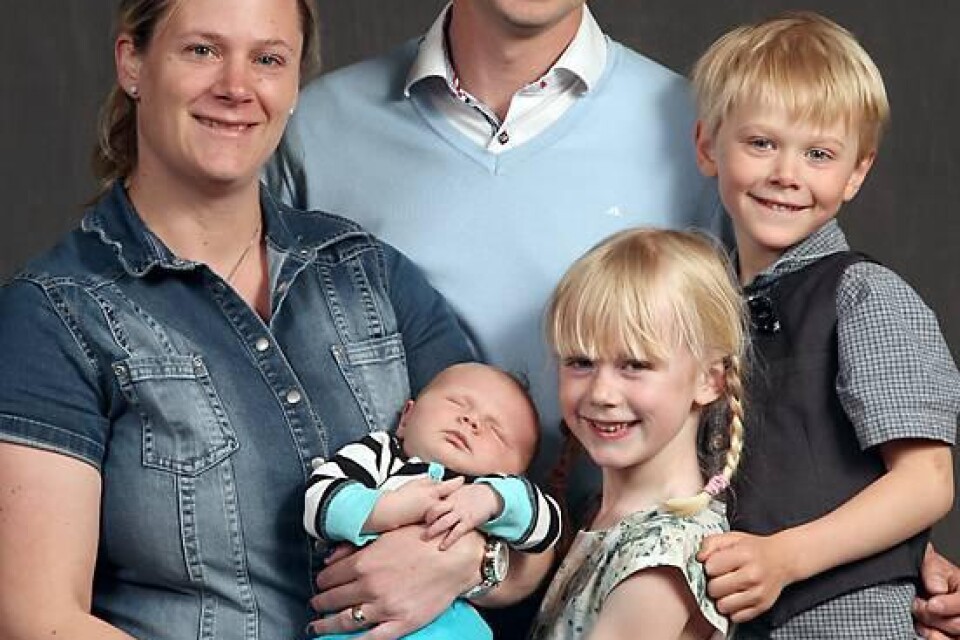 Jenny och Magnus Petersson, ­Ronneby, fick den 14 april en son, Ludvig, som vägde 4 100 g och var 53 cm. Syskon: Ella, Arvid.