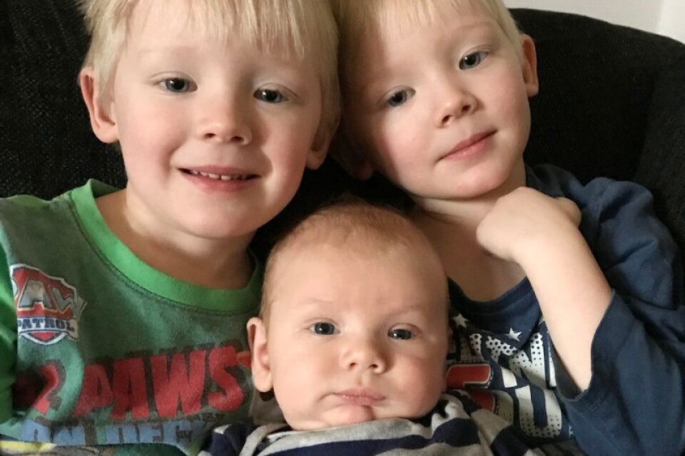 Elin Ottosson Laakso och Anders Gustafsson, Gränö, fick den 2 december en son som heter Vilmer. Vikt 3 006 g, längd 49 cm. Syskon: Måns och Milo.