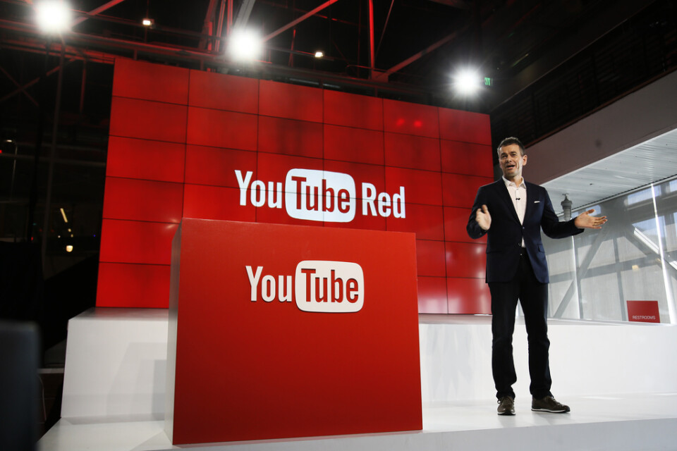 Youtube-höjdaren Robert Kyncl vid lanseringen av betaltjänsten Red, som nu heter Premium. Arkivbild.