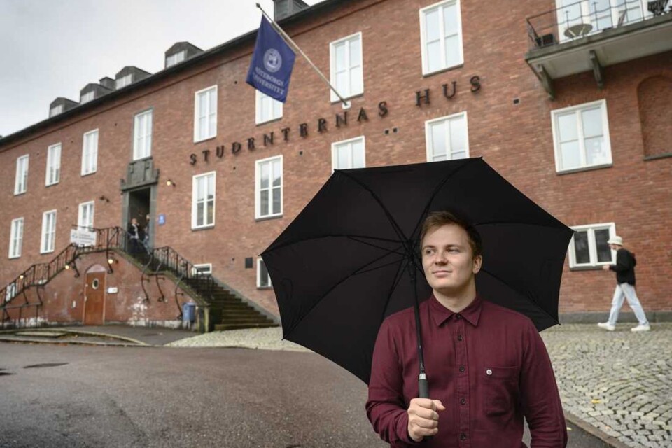 Bostadsbristen är fortsatt ett stort problem för studenter. "Det är svårt, det är många som har problem", säger Axel Andersson, ordförande i Göta studentkår i Göteborg.