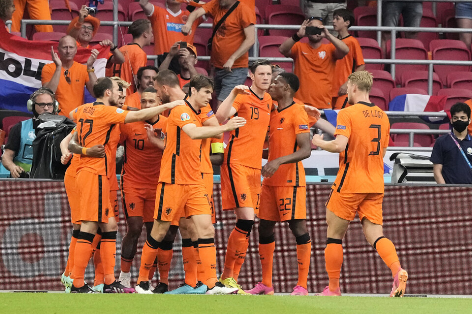 Nederländerna är klart för åttondelsfinal.