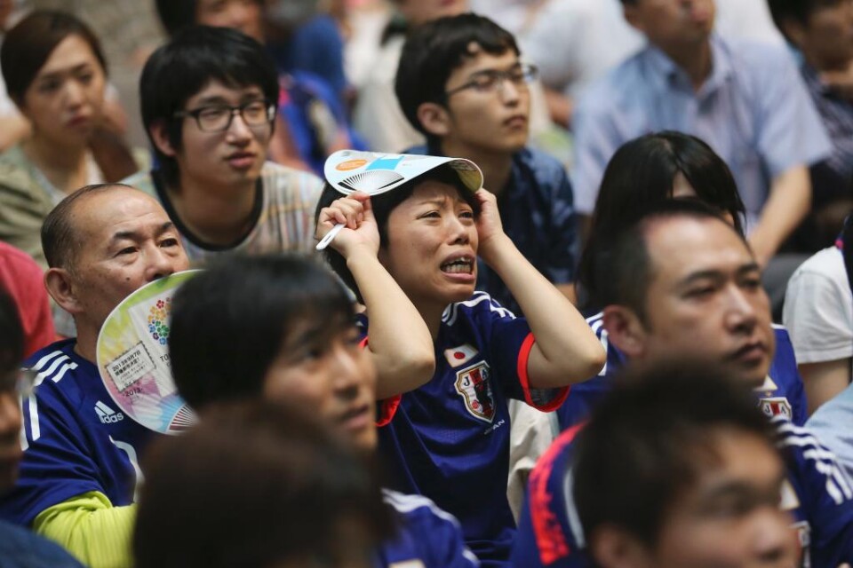 Glädjetårar i USA efter det historiska tredje VM-guldet. Tårar av sorg och besvikelse i Japan sedan folkets favoriter blivit överkörda i nattens final - men även stolthet och hopp om nya framgångar. Det var upplagt för en favorit i repris och i Japan va