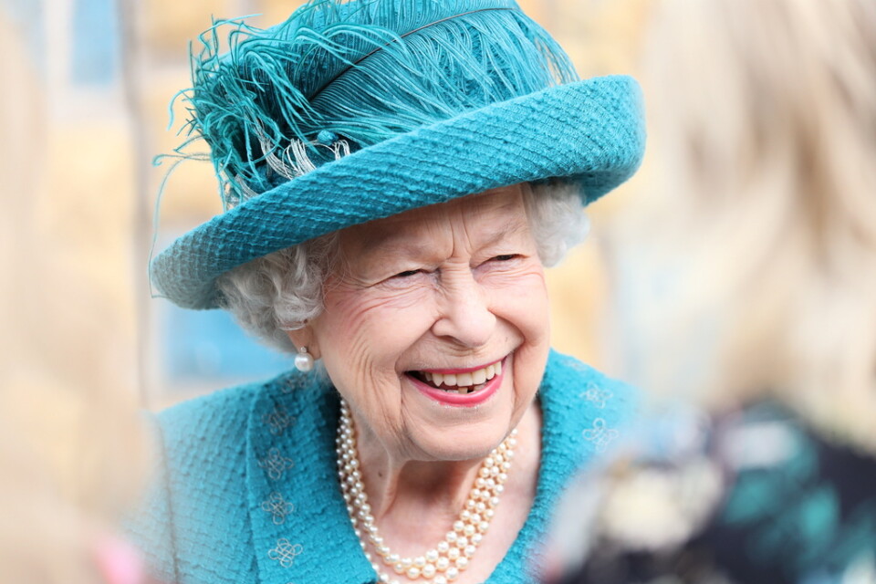 Drottning Elizabeth II under ett besök i Manchester i juli.
