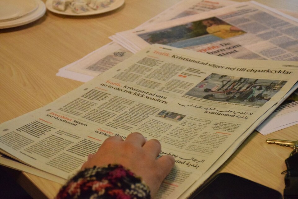 ”Tidningen är skriven på tre språk, vilket hjälper oss att snabbt förstå”
