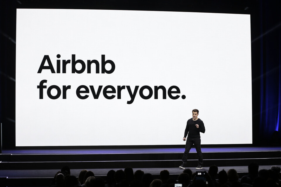 Airbnb:s grundare och vd Brian Chesky vid en presentation i San Francisco. Bolaget ska nu göra debut på New York-börserna. Arkivbild.