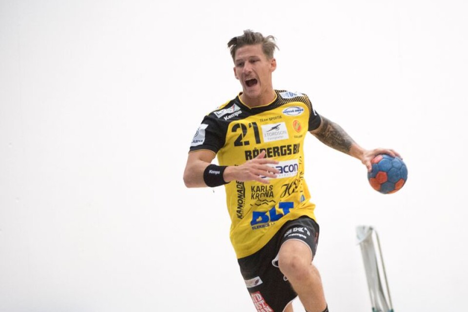 Hampus Olsson lämnar HIF Karlskrona till förmån för HK Malmö.