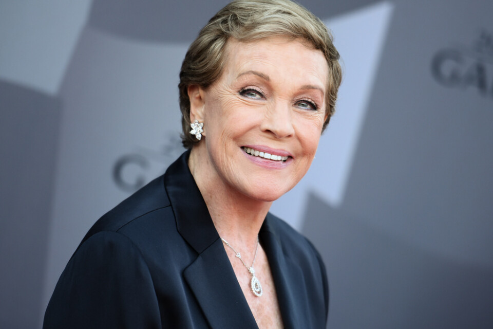 83-åriga Julie Andrews medverkar i Netflix nya kostymserie. Arkivbild.