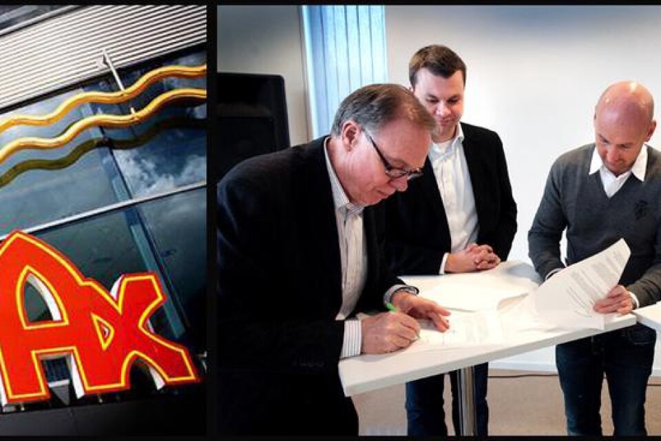 Ett nytt hyresavtal signerades av Max vd, Richard Bergfors och Lars Nordin, vd Industribyggnader i Borås AB. Kommunalråden Ulrik Nilsson (M) och Ulf Olsson (S) tittar på.