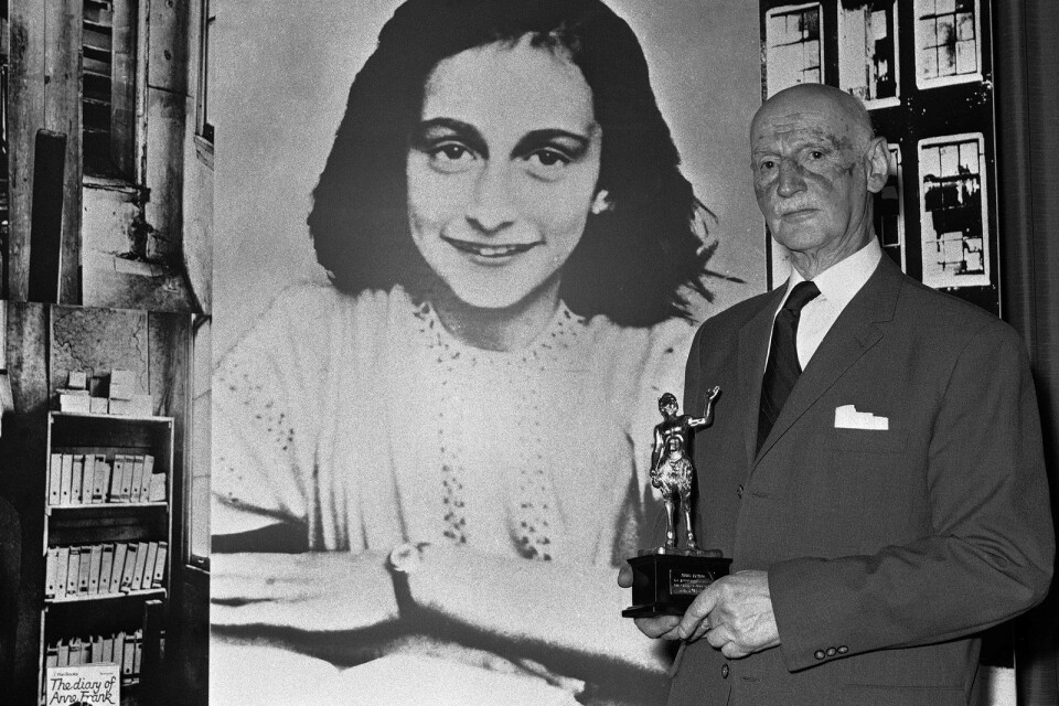 Otto Frank, far till Anne Frank, var den enda i familjen som överlevde och kunde förmedla hennes dagbok till omvärlden.