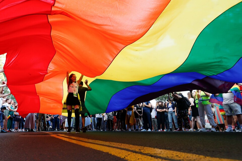 Prideflaggan – en symbol för kärlek och tolerans.