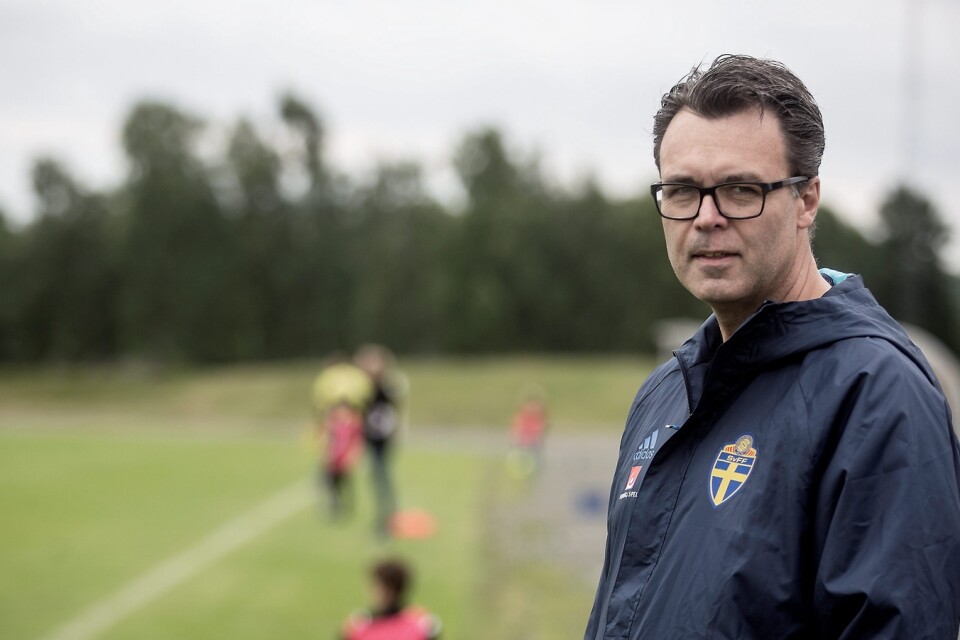 Martin Ingvarsson lämnar sina uppdrag på Skånes FF för Svenska FF och bli coach för de 23 svenska elitdomarna. Han kommer dock ha kvar sin bas i Hässleholm även om han är anställd i Stockholm. Foto: Jörgen Johansson/Arkiv