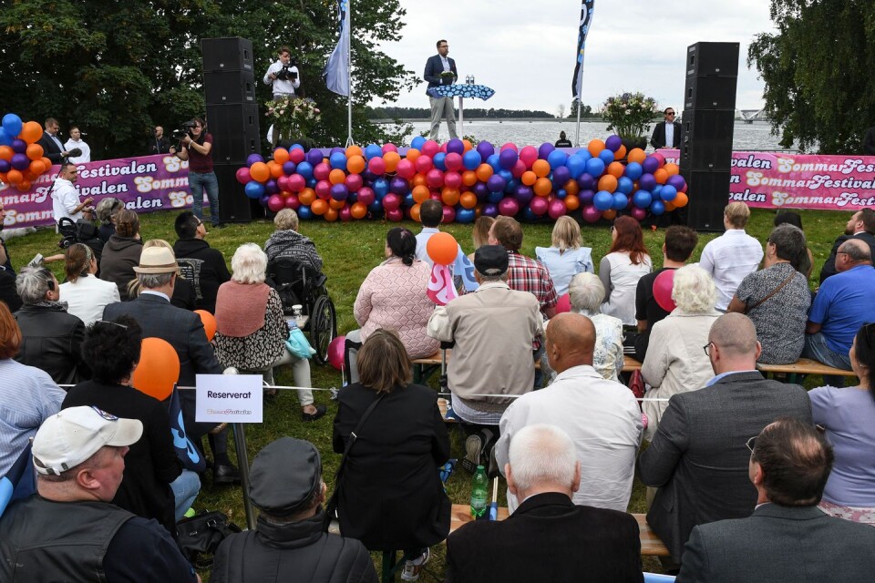 Sverigedemokraterna flyttar nu sitt stora evenemang och Jimmie Åkessons tal till veckan innan. Detta för att undvika en krock med de tusentals trädgårdsentusiaster som kommer att invadera Sölvesborg i augusti.