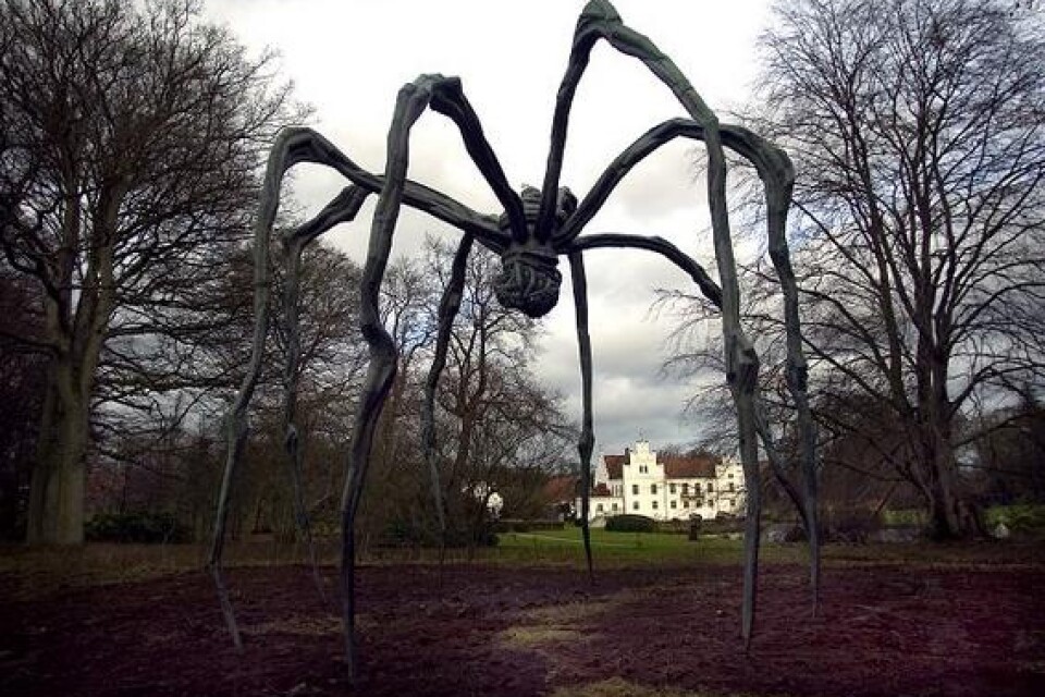 Louise Bourgeois väldiga skulptur "Maman" känns lika hemma på Wanås, som mossan i skogen, menar Anders Blomdahl.