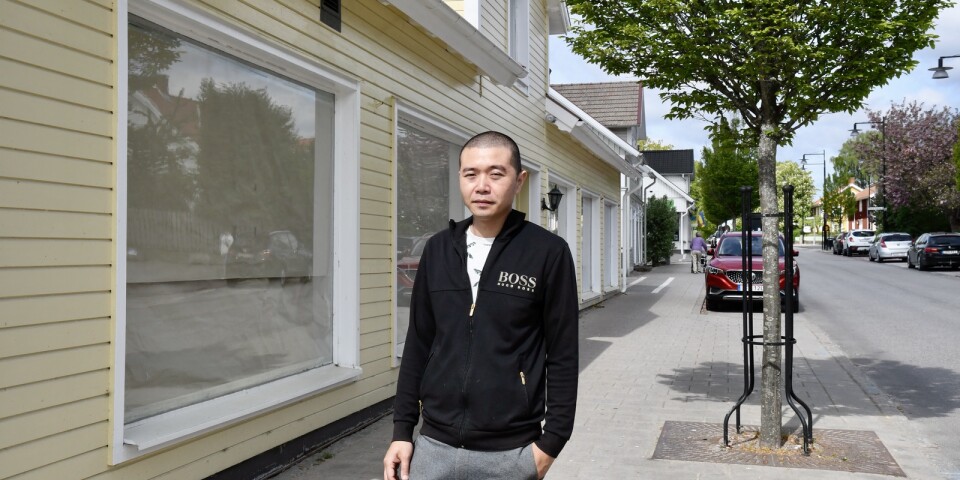Badturerna med barnen ledde fram till drömlokalen – nu kan Tung, 39, äntligen öppna restaurangen på Storgatan
