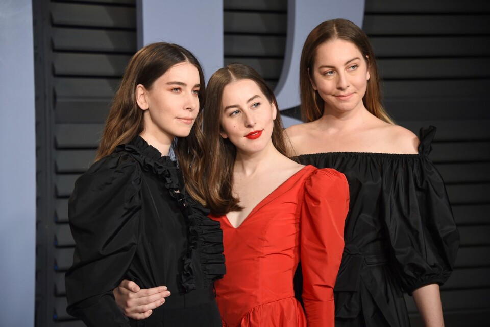 Systrarna Haim på Vanity Fairs Oscar fest i Beverly Hills, 2018