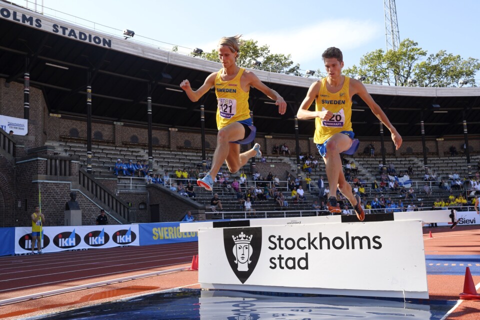 Vidar Johansson och Emil Blomberg sprang båda 3 000 meter hinder i Åbo. Arkivbild.
