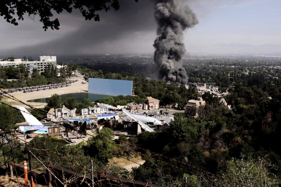Tjock rök välde ut över Los Angeles vid branden 2008. Arkivbild.