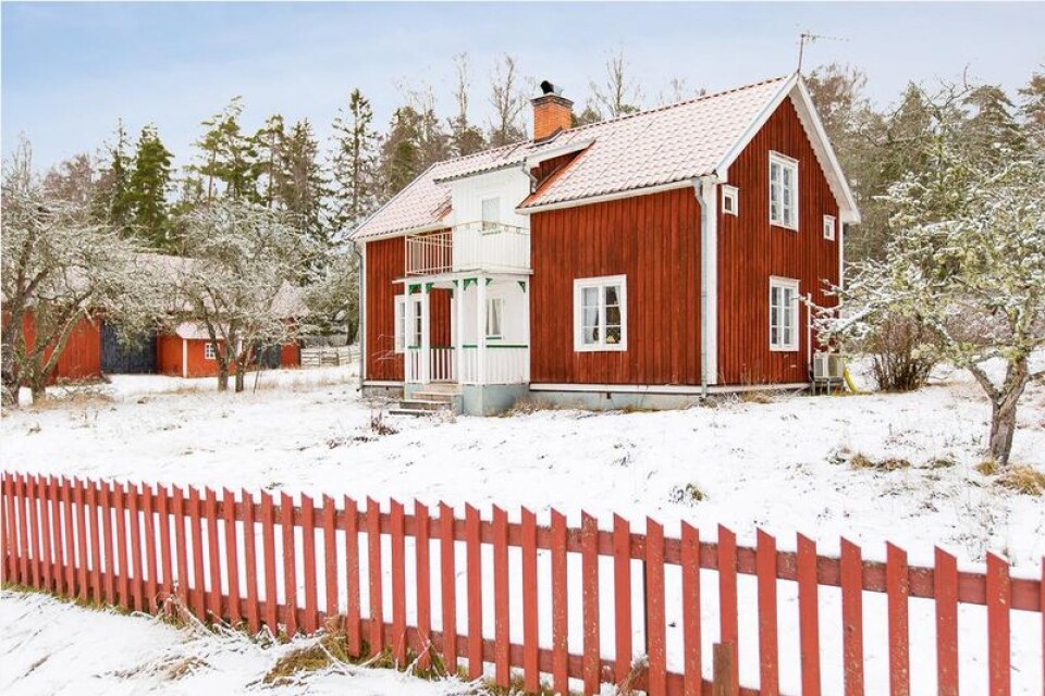 10. Djurstorp 210/Norra Källa, gård med hus 5 rum, Vimmerby. Boarea: 85 kvadratmeter. Utropspris: 8 300 000 kronor.
