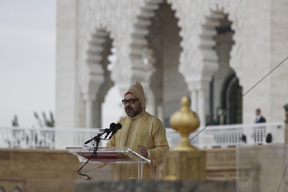 Kung Mohammed VI i samband med ett tal under påve Franciskus besök i våras. Arkivbild.