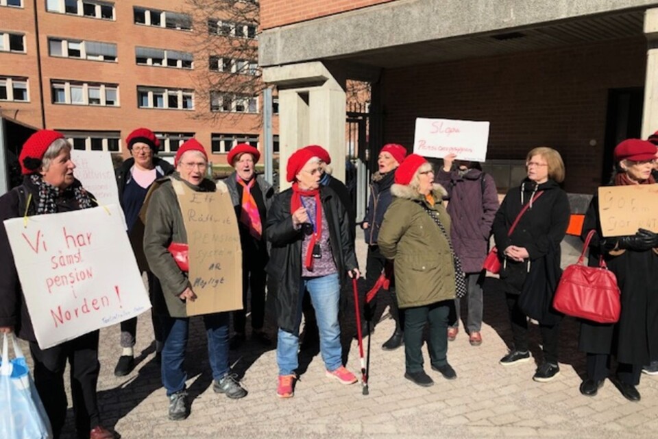 Pensionärer demonstrerar utanför socialdemokraternas kongress i Örebro ifjol. Foto: Peter Wallberg / TT