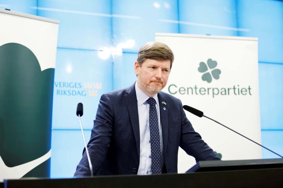 Centerpartiets Martin Ådahl, ekonomisk-politisk talesperson, presenterar partiets vårbudget vid en pressträff i riksdagens pressrum.