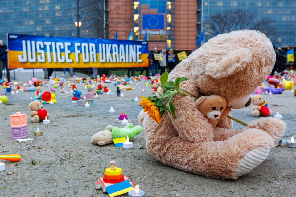 Ryssland inledde sin fullskaliga invasion i februari 2022, sedan det har minst 500 ukrianska barn dödats i kriget, enligt president Volodymyr Zelenskyjs uppgifter. Arkivbild.
