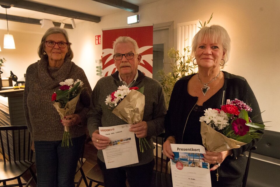 Erna Olsson, Kjell-Åke Karlstedt och Gerd Freij gjorde upp om finalplatserna i TA:s läsartävling I valet och kvalet.