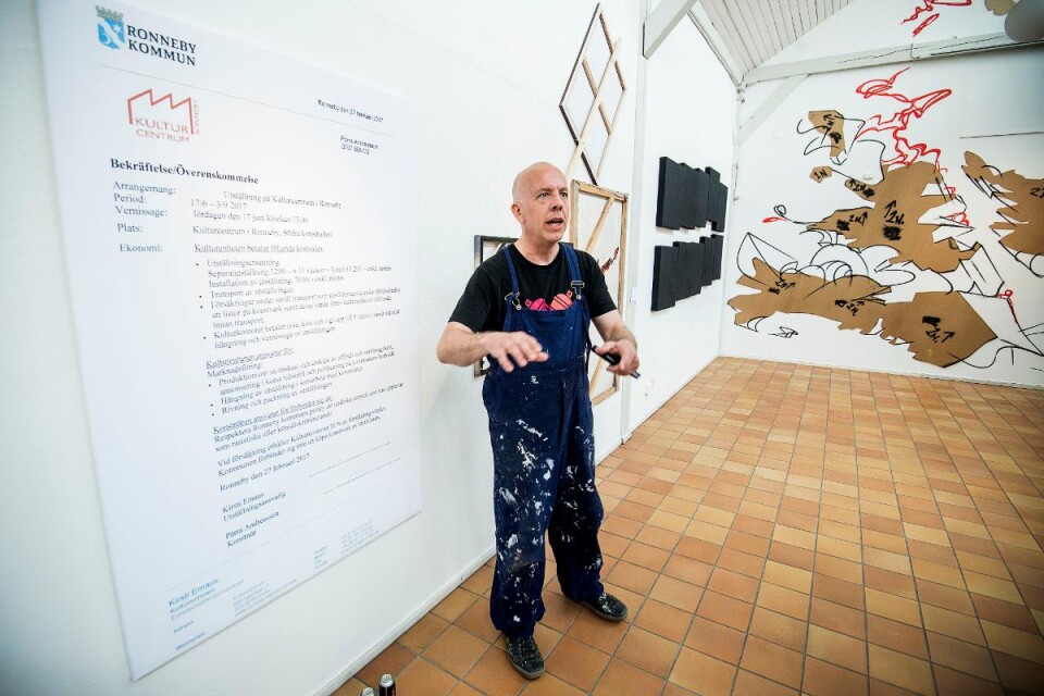 Pärra Andreasson under utställningen ”S(kön) - ruskig ångest”. Foto: Andreas Blomlöf