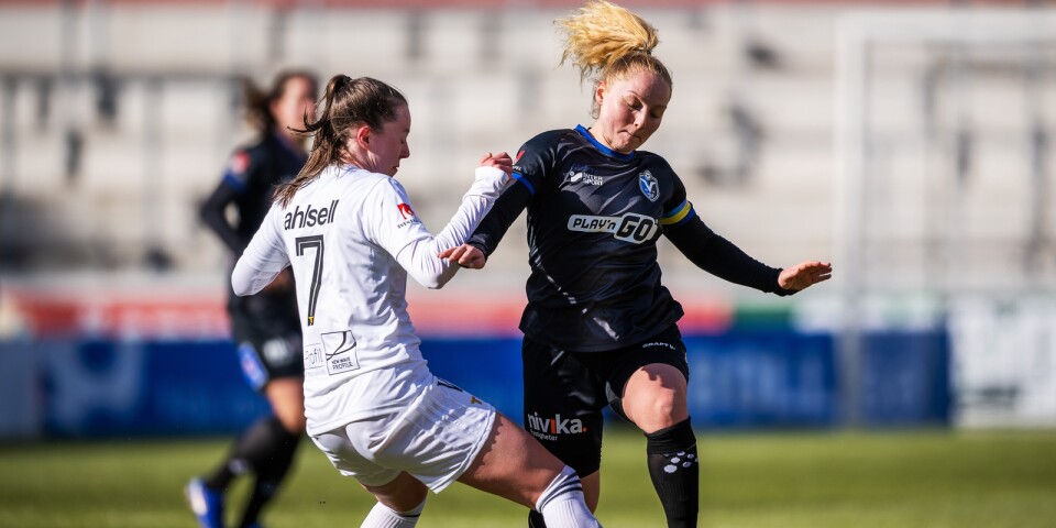 Sophia Redenstrand (höger) missar matchen mot IFK Kalmar på grund av skada.