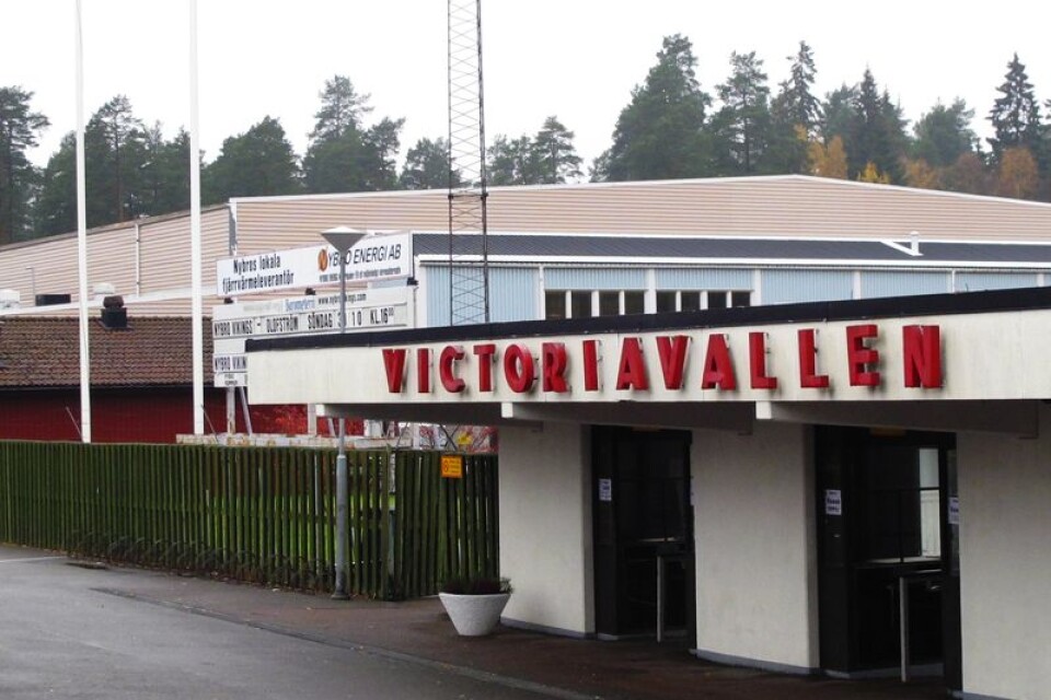 En traktor har stulits från Victoriavallen i Nybro.
