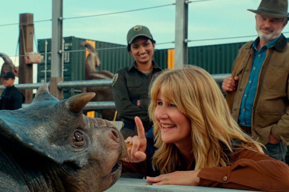 Laura Dern och Sam Neill återvänder i "Jurassic world: Dominion". Pressbild.