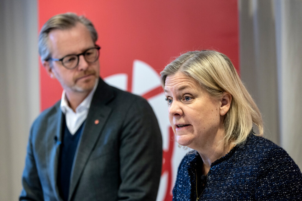 Socialdemokraternas ekonomisk-politiske talesperson Mikael Damberg och partiledaren Magdalena Andersson. Arkivbild.